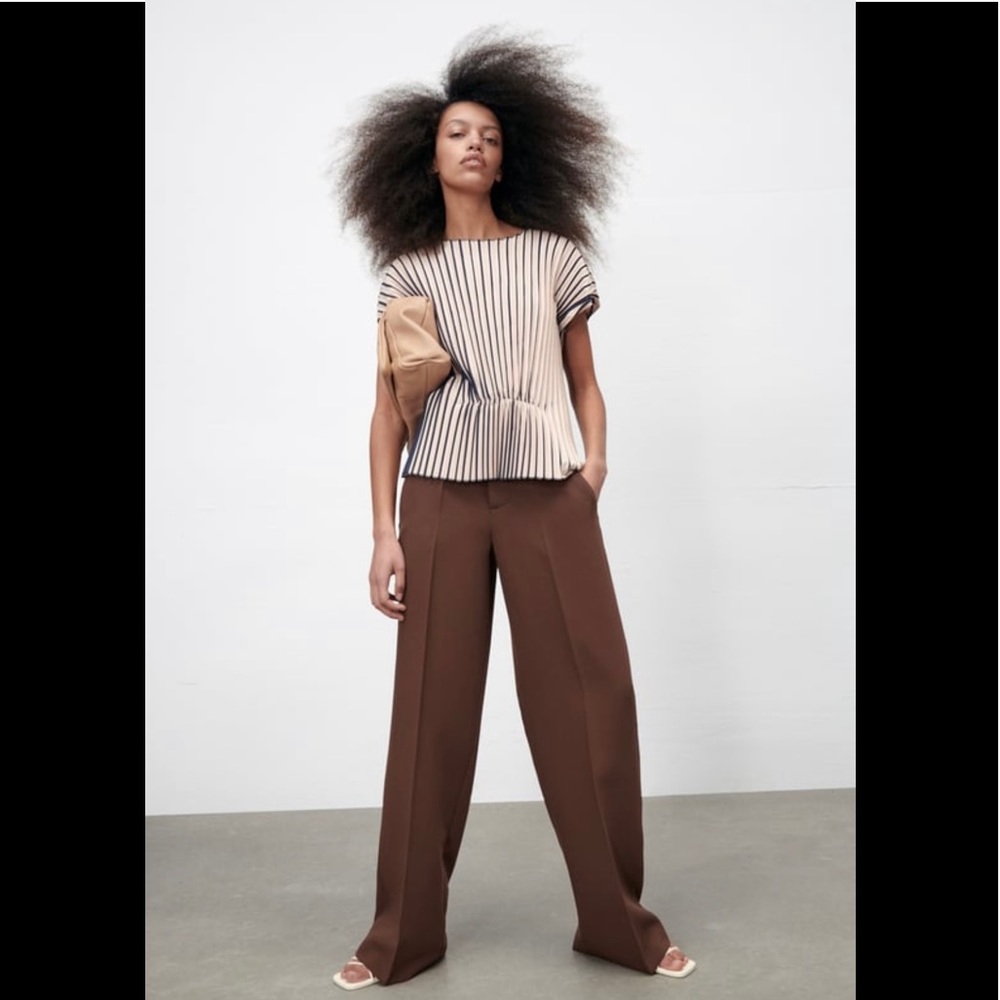 Nwt pleated shirt Zara size xs